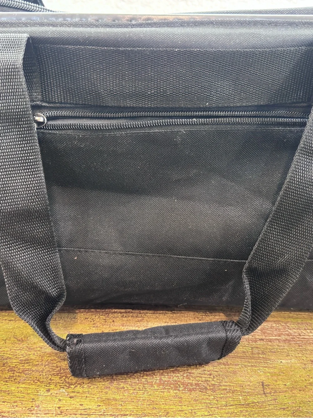 Sherpa Original Deluxe Medium Pet Carrier – Black